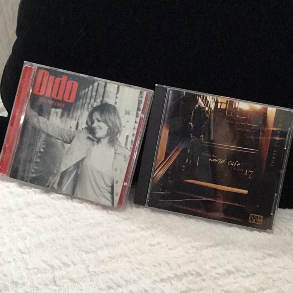 Two CD’s - World Cafe 17, Dido (Life For Rent)